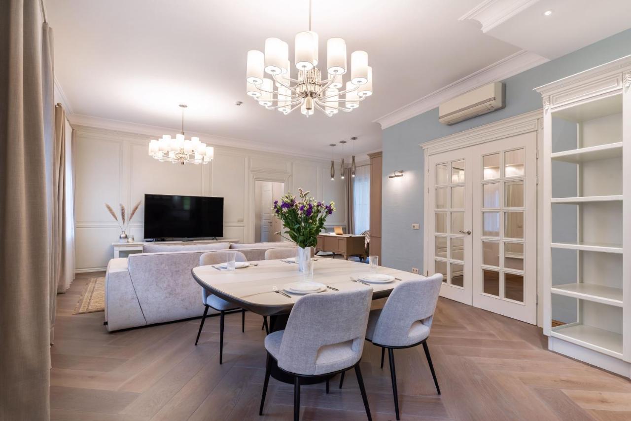 Luxury 2Bdr Heart Of Old Town Apartment วิลนีอุส ภายนอก รูปภาพ