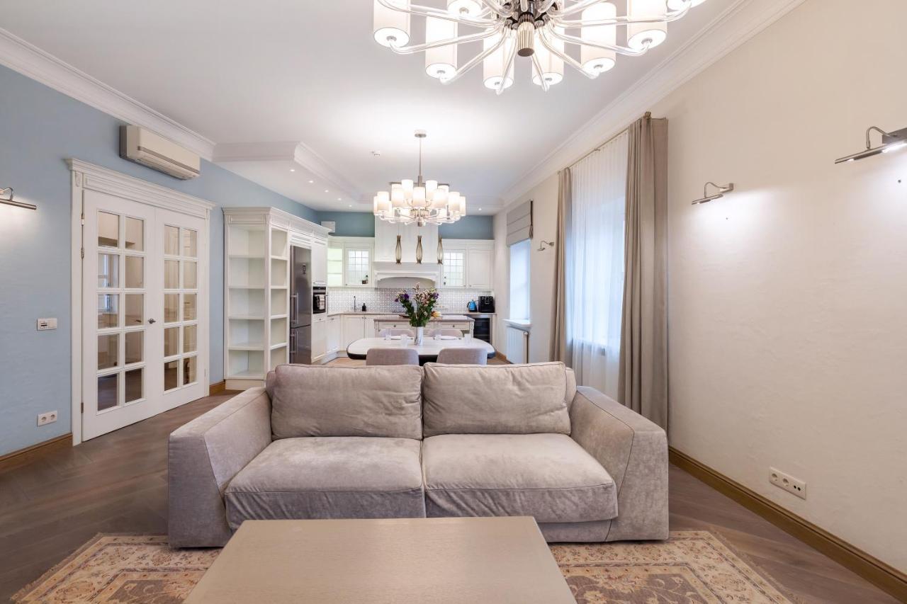Luxury 2Bdr Heart Of Old Town Apartment วิลนีอุส ภายนอก รูปภาพ